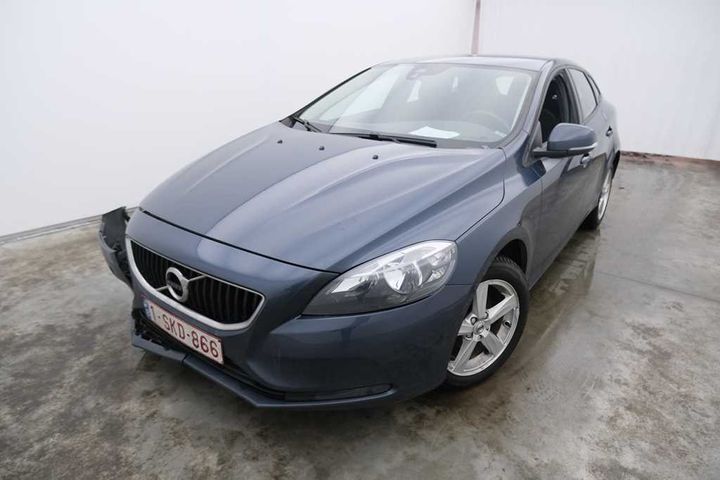 VOLVO V40 FL&#3916 2017 yv1mv7481j2446393