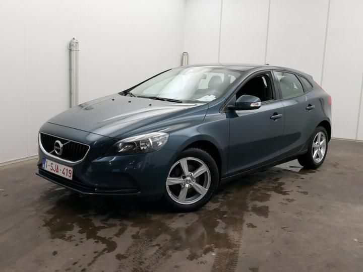 VOLVO V40 2017 yv1mv7481j2446400