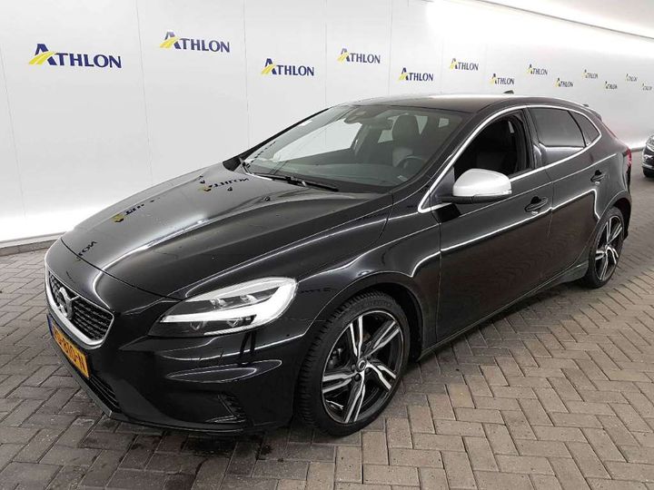 VOLVO V40 2017 yv1mv7481j2448370