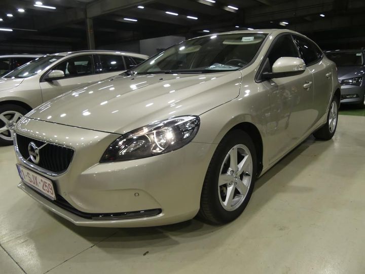 VOLVO V40 - 2016 2017 yv1mv7481j2448446