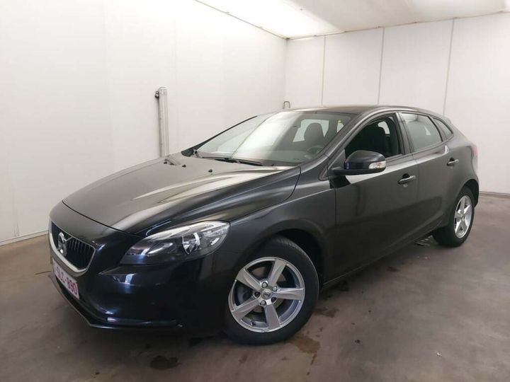 VOLVO V40 2017 yv1mv7481j2448612