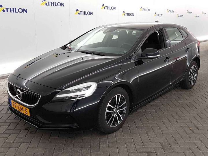 VOLVO V40 2017 yv1mv7481j2451233