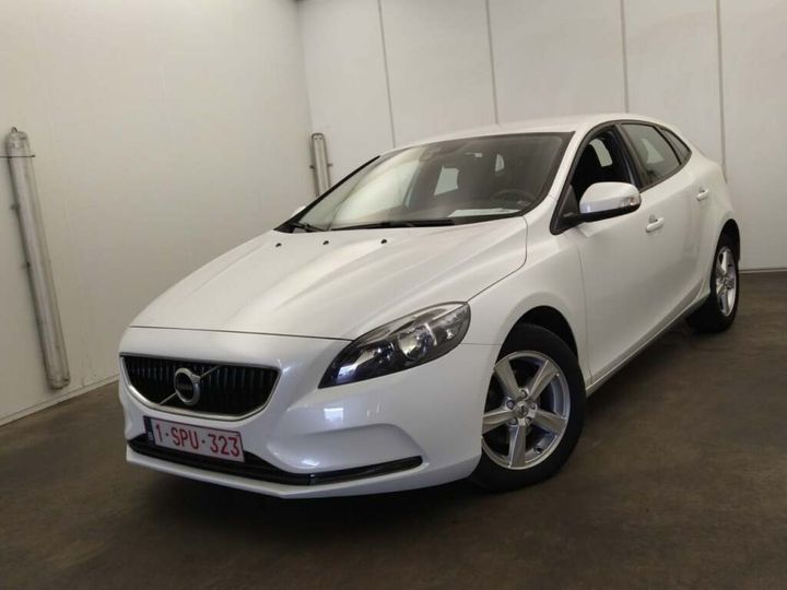 VOLVO V40 2017 yv1mv7481j2451344