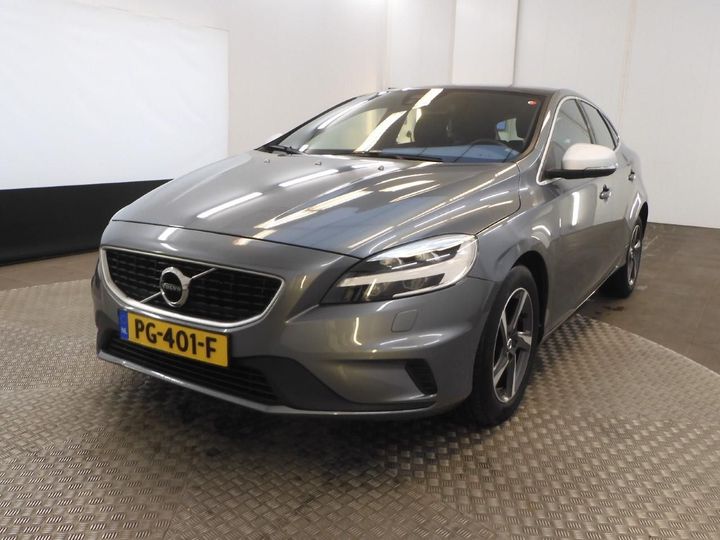 VOLVO V40 2017 yv1mv7481j2452226