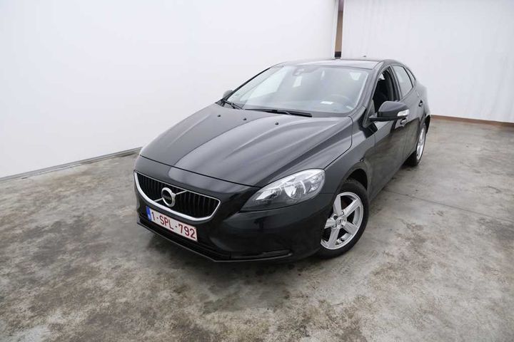 VOLVO V40 FL&#3916 2017 yv1mv7481j2452848