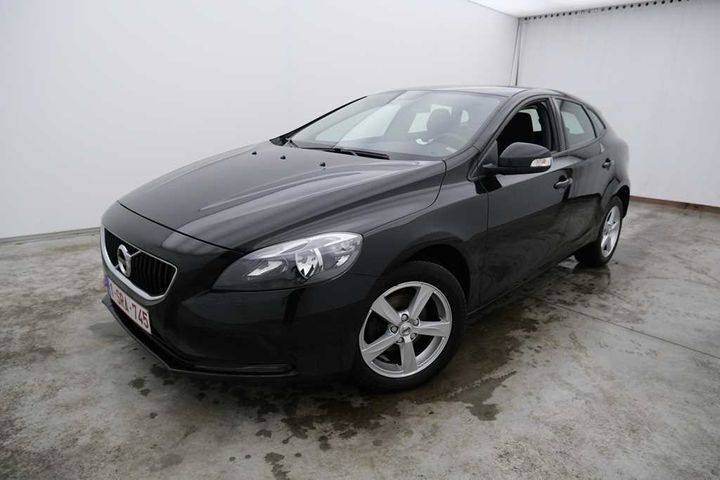 VOLVO V40 FL&#3916 2017 yv1mv7481j2452861