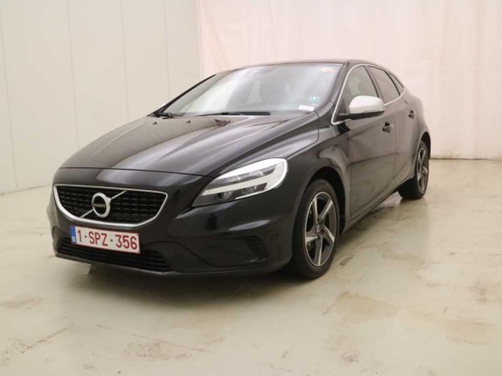 VOLVO V40 2017 yv1mv7481j2453465