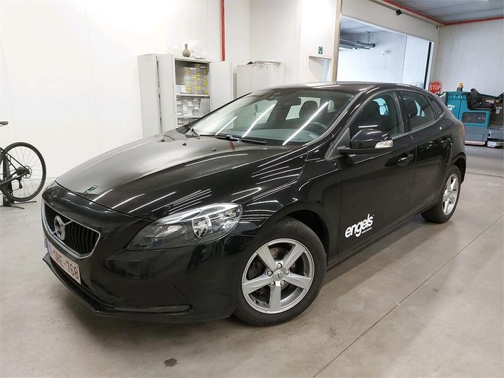 VOLVO V40 2017 yv1mv7481j2453865