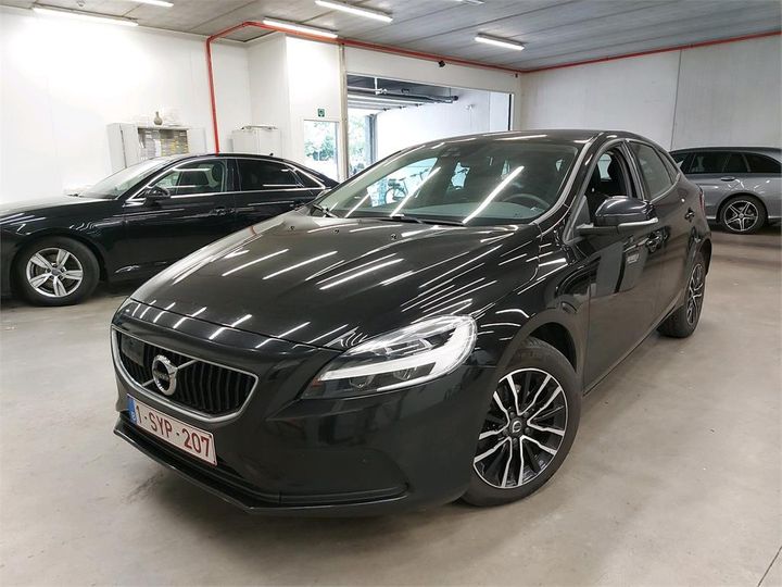 VOLVO V40 2017 yv1mv7481j2456347