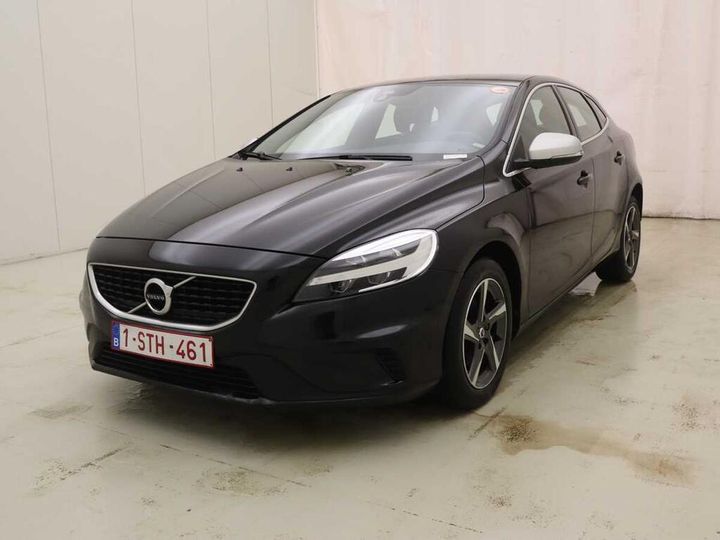 VOLVO V40 2017 yv1mv7481j2457002