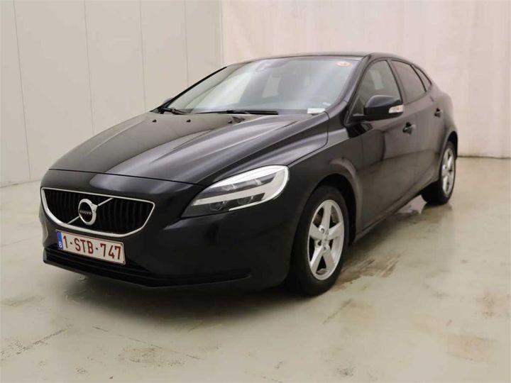 VOLVO V40 2017 yv1mv7481j2457287