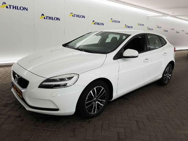 VOLVO V40 2017 yv1mv7481j2458331