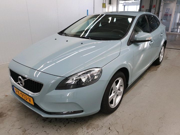 VOLVO V40 2017 yv1mv7481j2458881