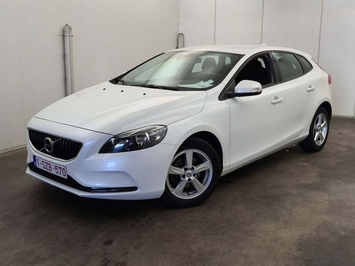 VOLVO V40 2017 yv1mv7481j2461491