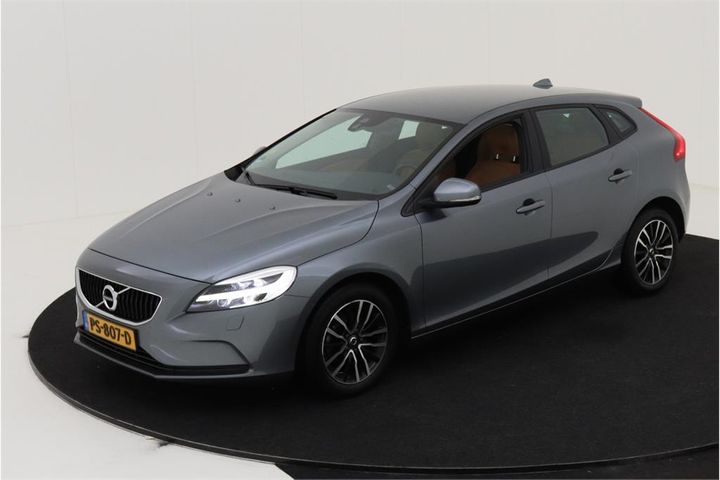 VOLVO V40 2017 yv1mv7481j2462158