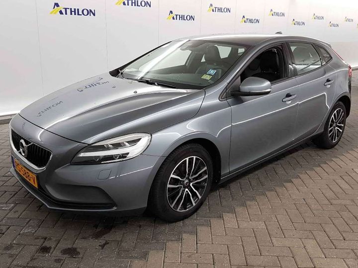 VOLVO V40 2017 yv1mv7481j2464319