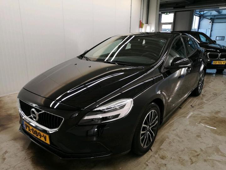 VOLVO V40 2017 yv1mv7481j2466181