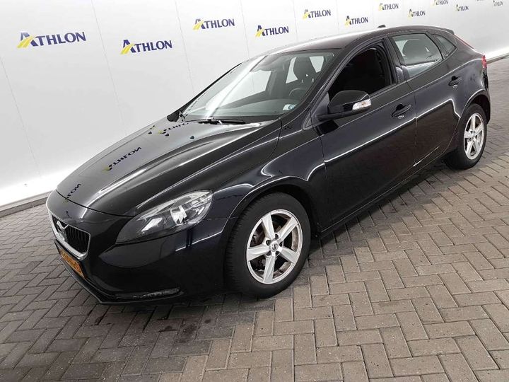 VOLVO V40 2017 yv1mv7481j2468898