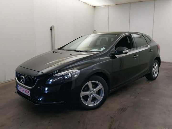 VOLVO V40 2017 yv1mv7481j2469435