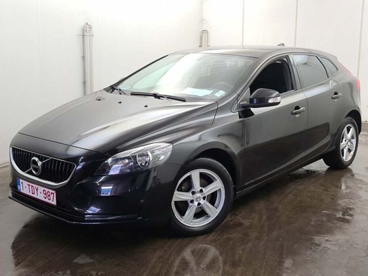 VOLVO V40 2017 yv1mv7481j2471072