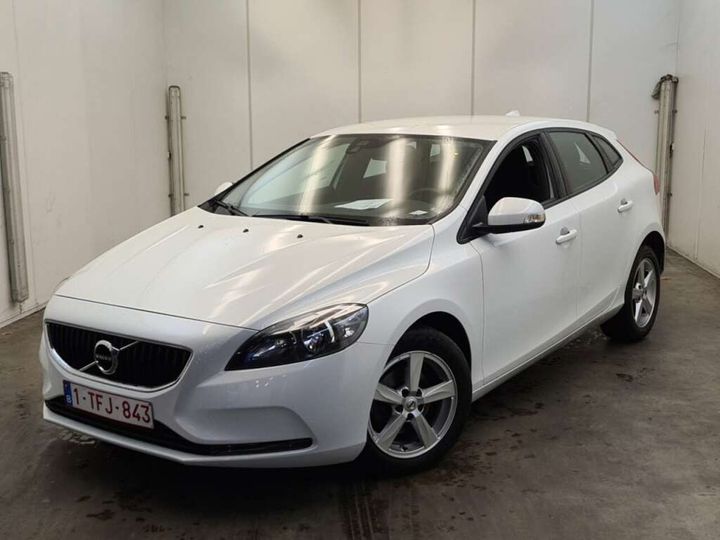 VOLVO V40 2017 yv1mv7481j2473681