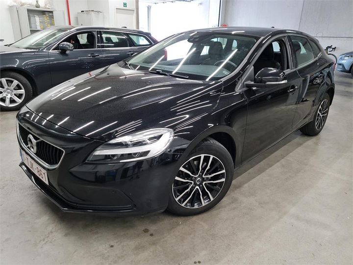 VOLVO V40 2017 yv1mv7481j2478236