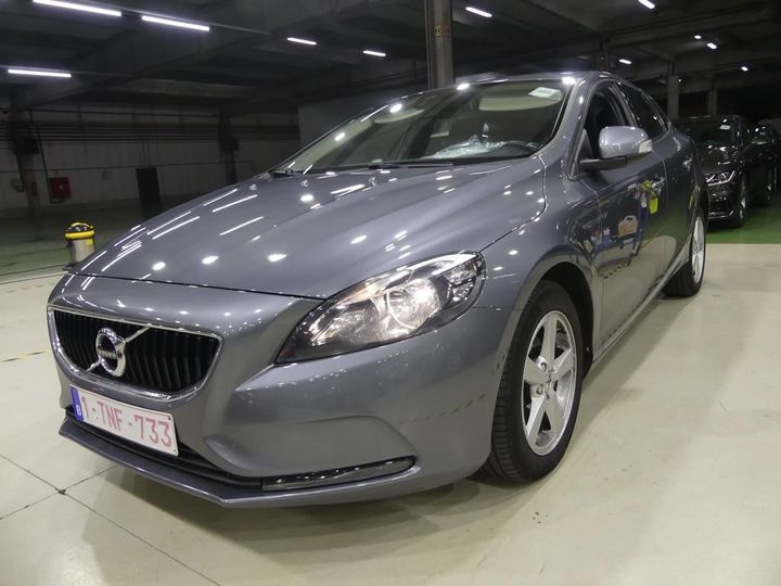 VOLVO V40 - 2016 2017 yv1mv7481j2479939