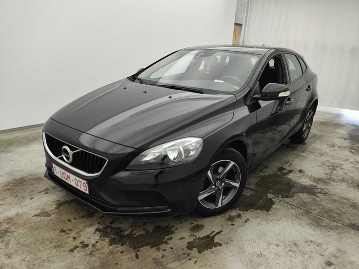 VOLVO V40 FL&#3916 2018 yv1mv7481j2481636