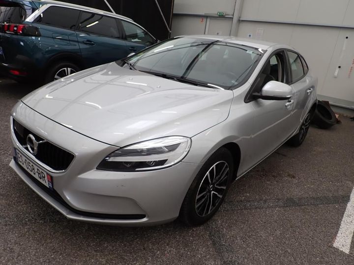 VOLVO V40 2017 yv1mv7481j2483540