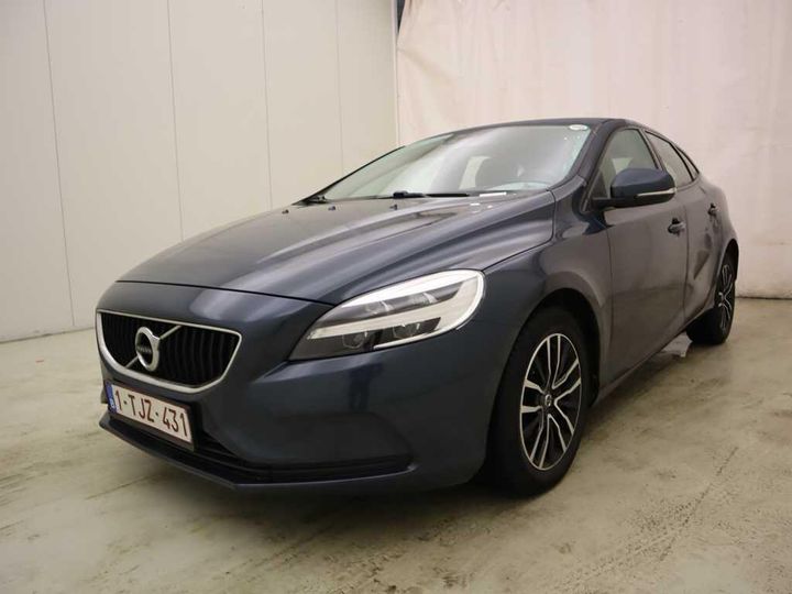 VOLVO V40 2017 yv1mv7481j2485122