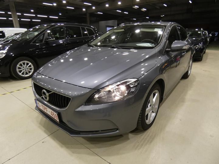 VOLVO V40 - 2016 2018 yv1mv7481j2485274