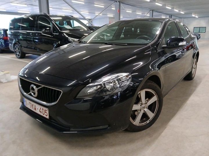 VOLVO V40 2017 yv1mv7481j2485320