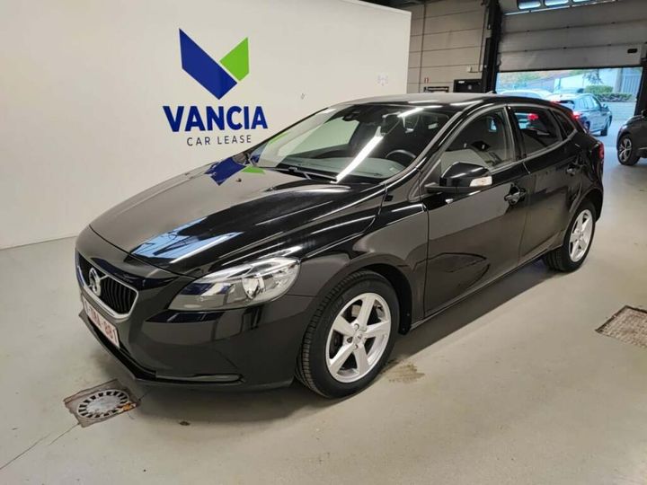 VOLVO V40 2017 yv1mv7481j2487361