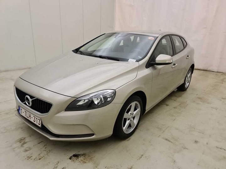 VOLVO V40 2017 yv1mv7481j2487426