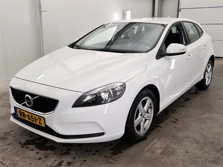 VOLVO V40 2018 yv1mv7481j2487624