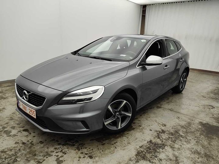 VOLVO V40 FL&#3916 2018 yv1mv7481j2488310