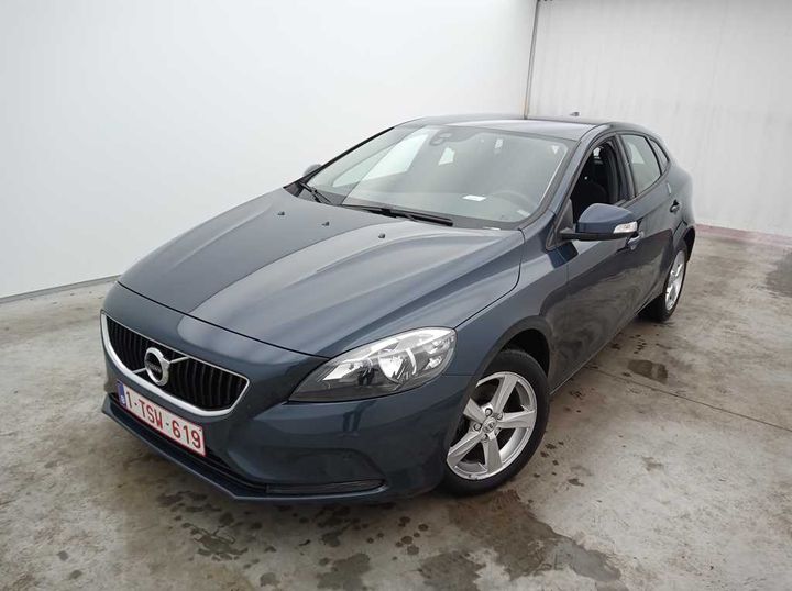 VOLVO V40 FL&#3916 2018 yv1mv7481j2489096