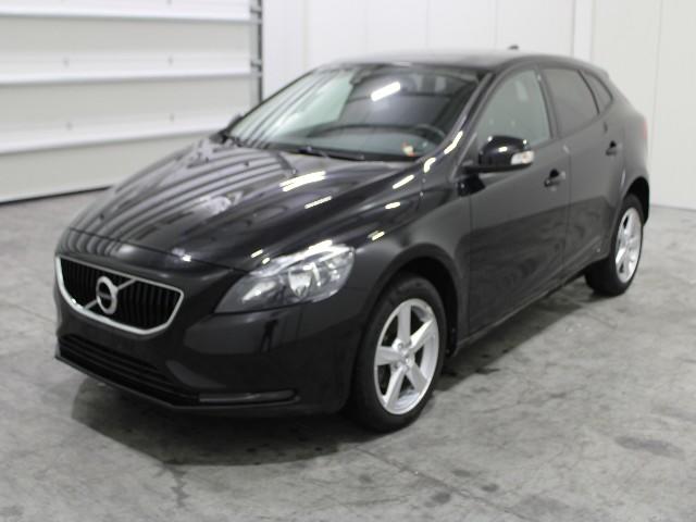 VOLVO V40 HATCHBACK 2018 yv1mv7481j2490818