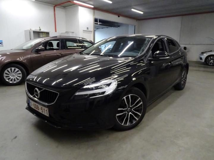 VOLVO V40 2018 yv1mv7481j2492204