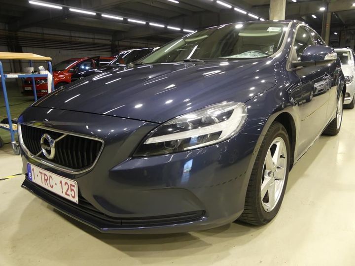 VOLVO V40 - 2016 2018 yv1mv7481j2492225