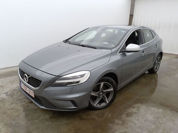 VOLVO V40 FL'16 2018 yv1mv7481j2494338