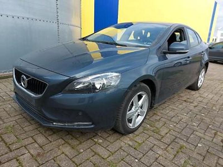 VOLVO V40 DIESEL - 2016 2018 yv1mv7481j2495700