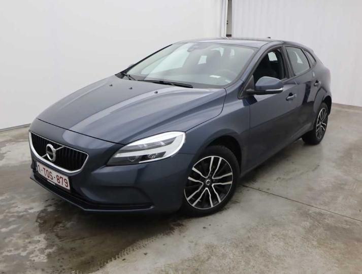 VOLVO V40 FL&#3916 2018 yv1mv7481j2496572