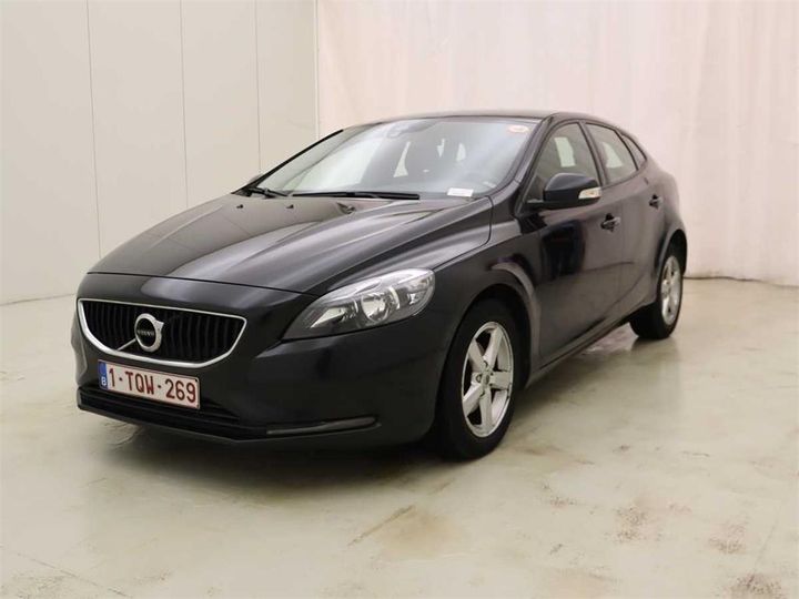 VOLVO V40 2018 yv1mv7481j2496728