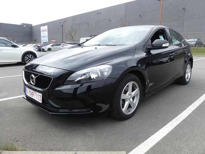 VOLVO V40 - 2016 2018 yv1mv7481j2498965