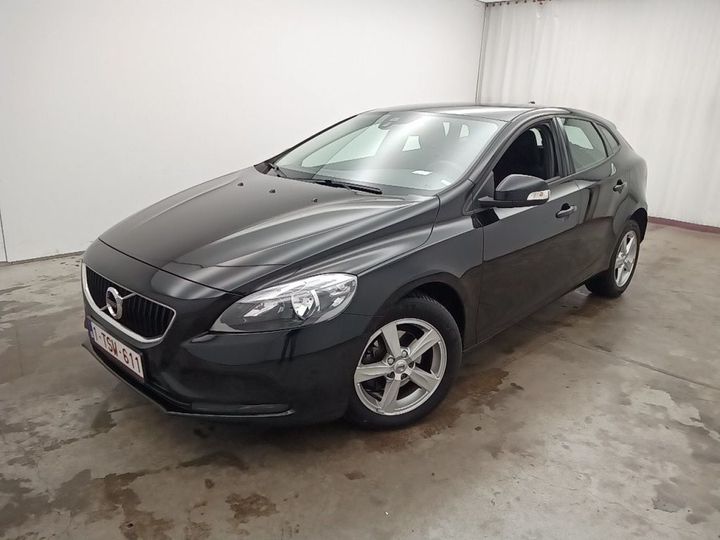 VOLVO V40 FL&#3916 2018 yv1mv7481j2499802