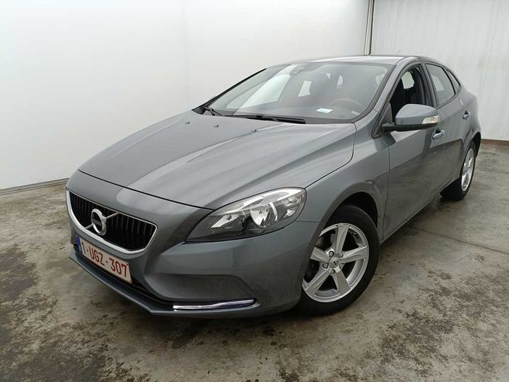 VOLVO V40 FL&#3916 2018 yv1mv7481j2500169