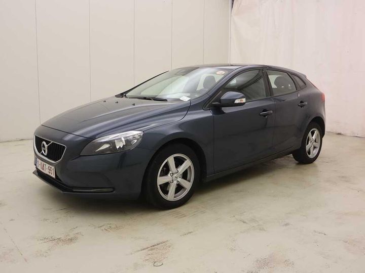 VOLVO V40 2018 yv1mv7481j2508319