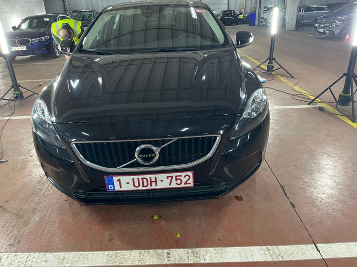 VOLVO V40 FL'16 2018 yv1mv7481j2509889