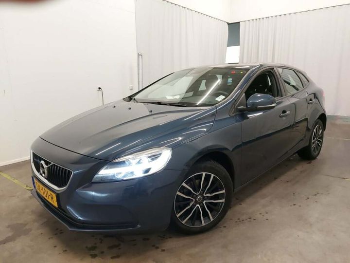 VOLVO V40 2018 yv1mv7481j2510424